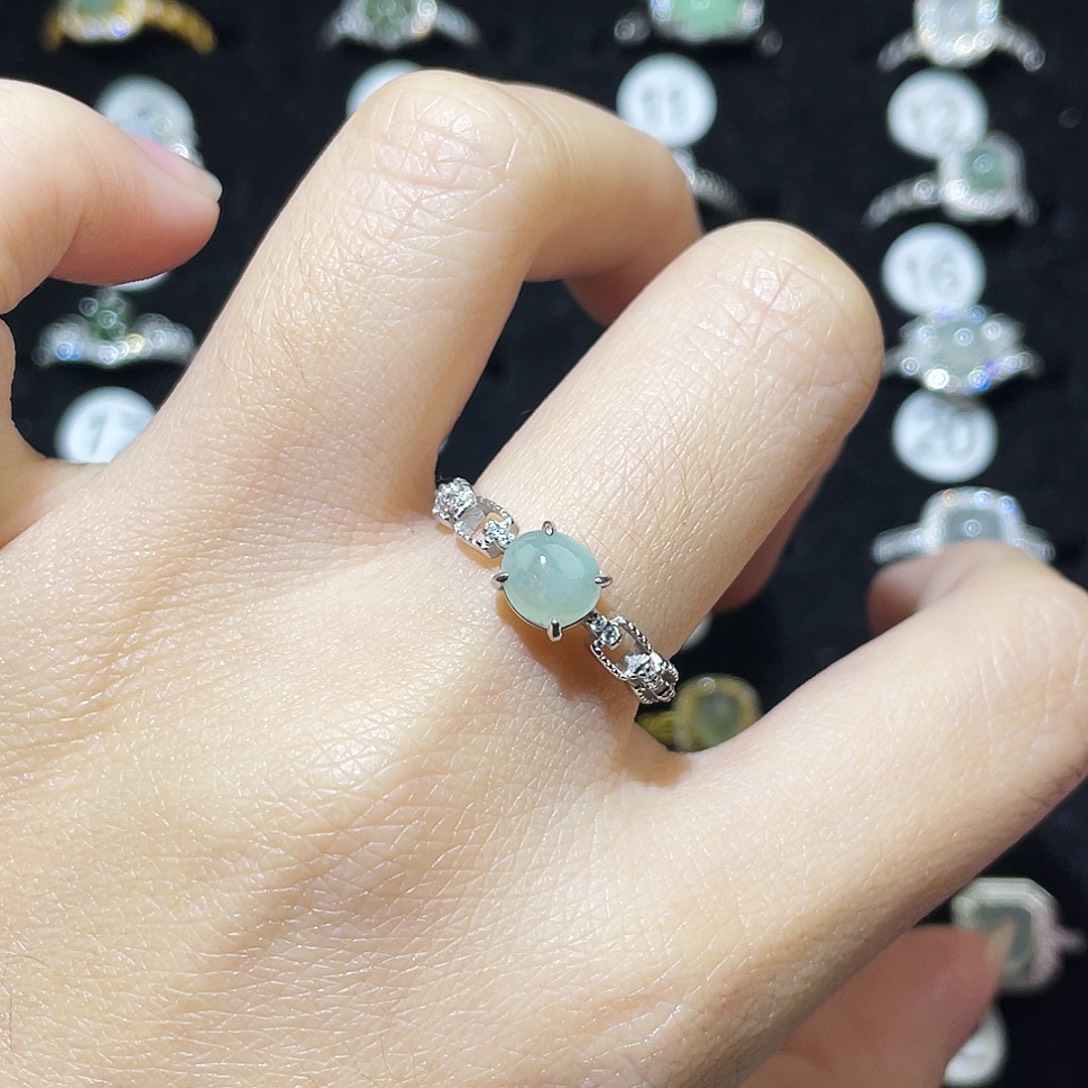 翡翠未镶嵌戒指戒指