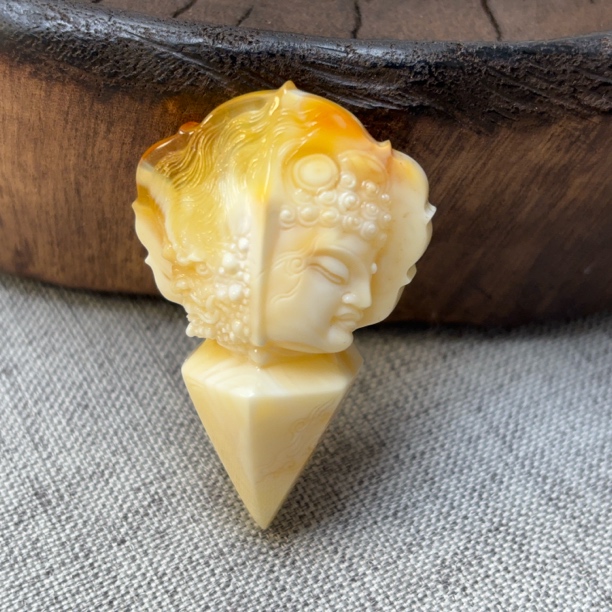 蜜蜡橘粉浓蜡一念之间