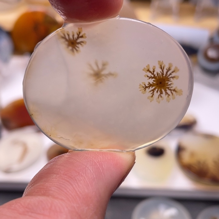 玛瑙/玉髓未镶嵌吊坠(不含链)