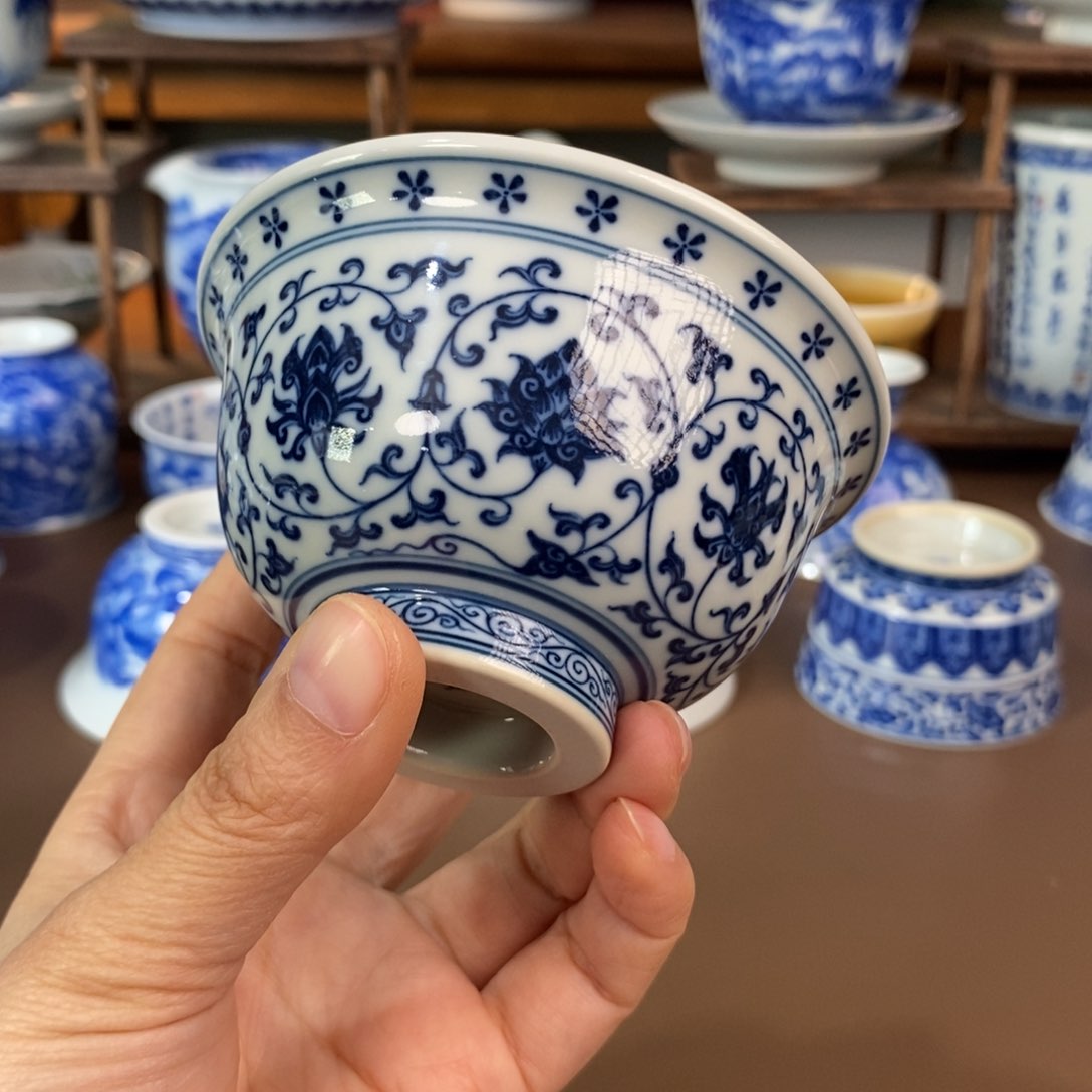 景德镇陶瓷手工手绘