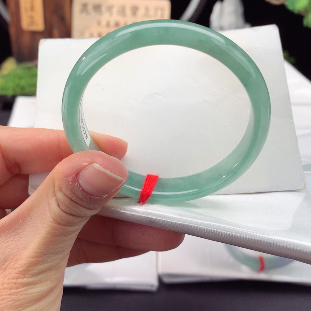 翡翠未镶嵌手镯纯天然缅甸翡翠