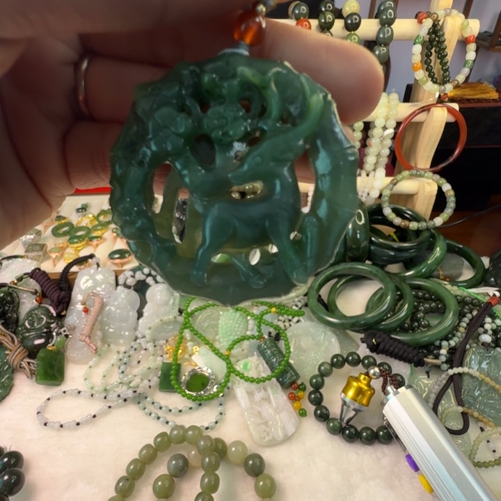 和田玉（碧玉）未镶嵌颈饰