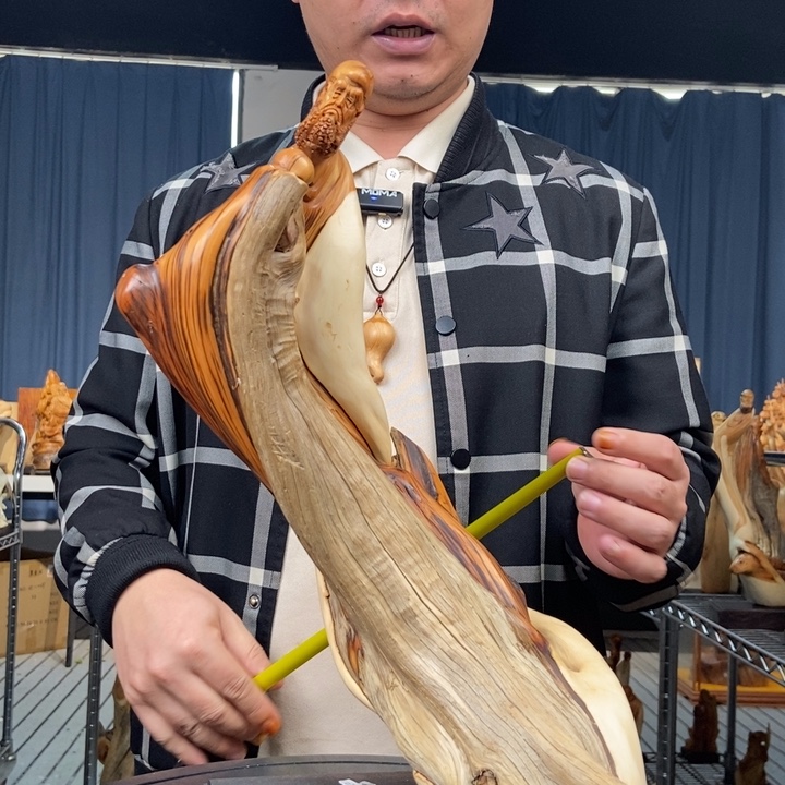 柏木（崖柏）随型摆件