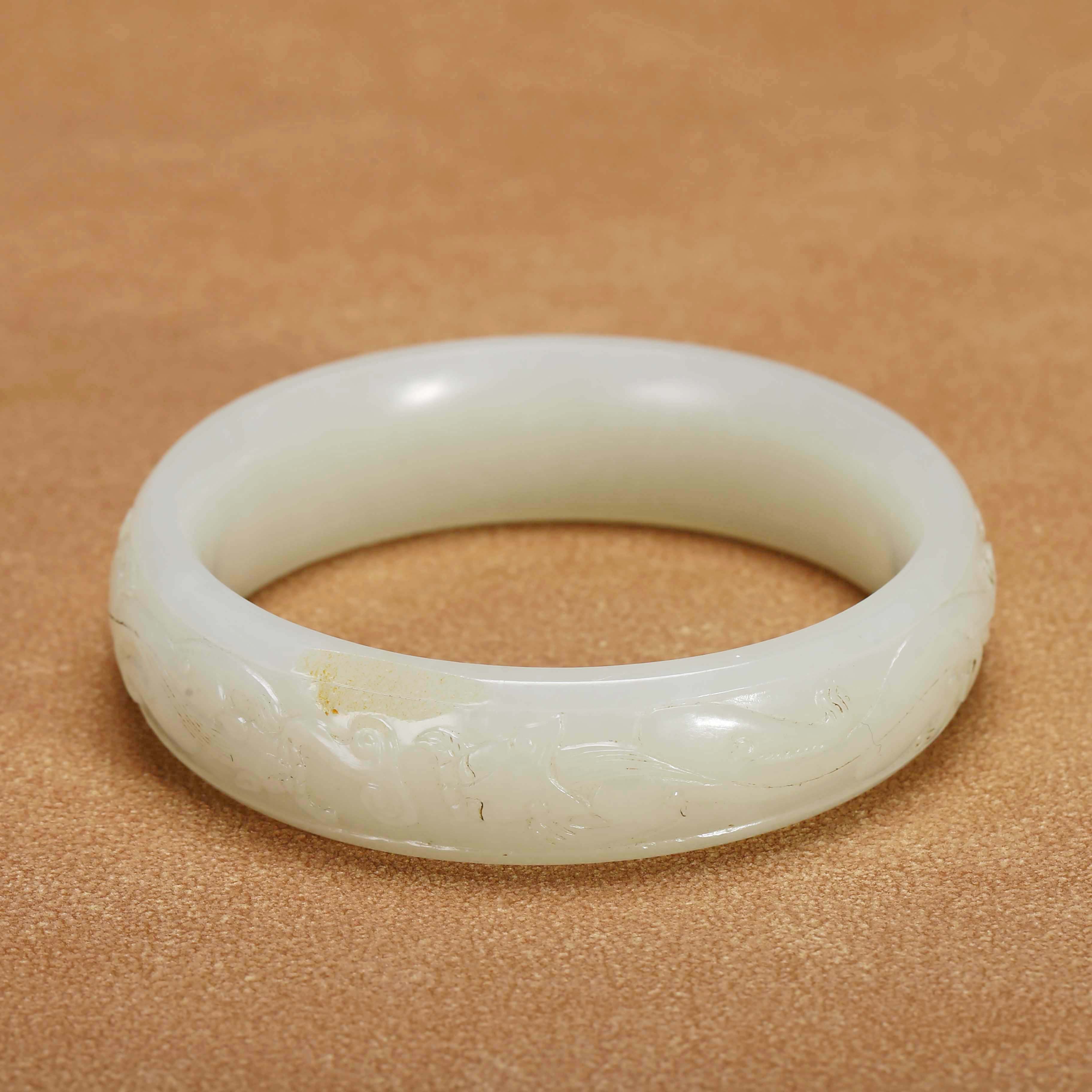 【济文阁】JDXY25010426清中期 白玉浮雕龙纹镯