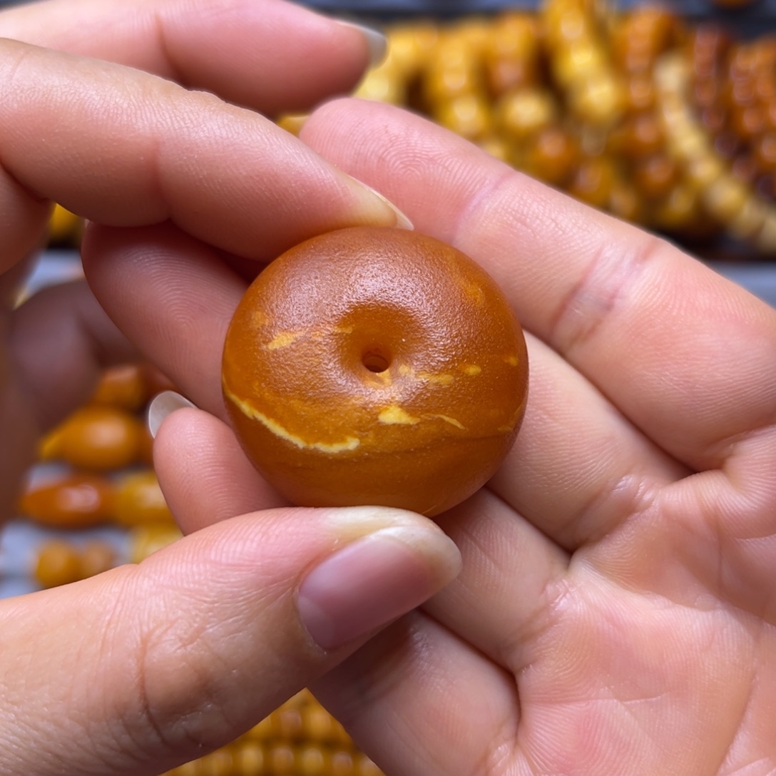 琥珀未镶嵌吊坠(不含链)