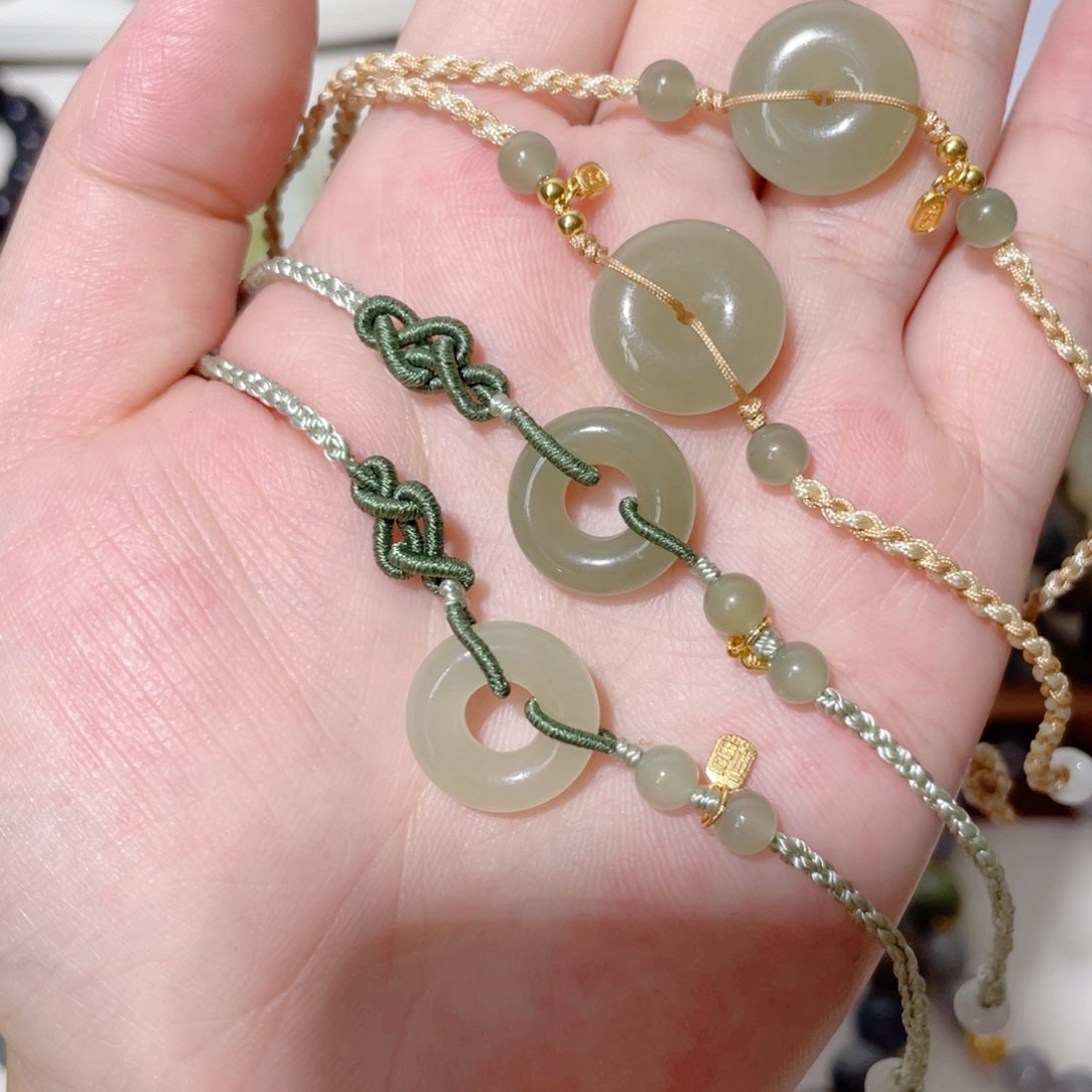 手串未镶嵌和田玉