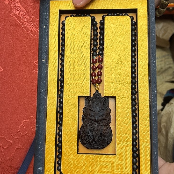 大叶紫檀（黑酸枝木类）