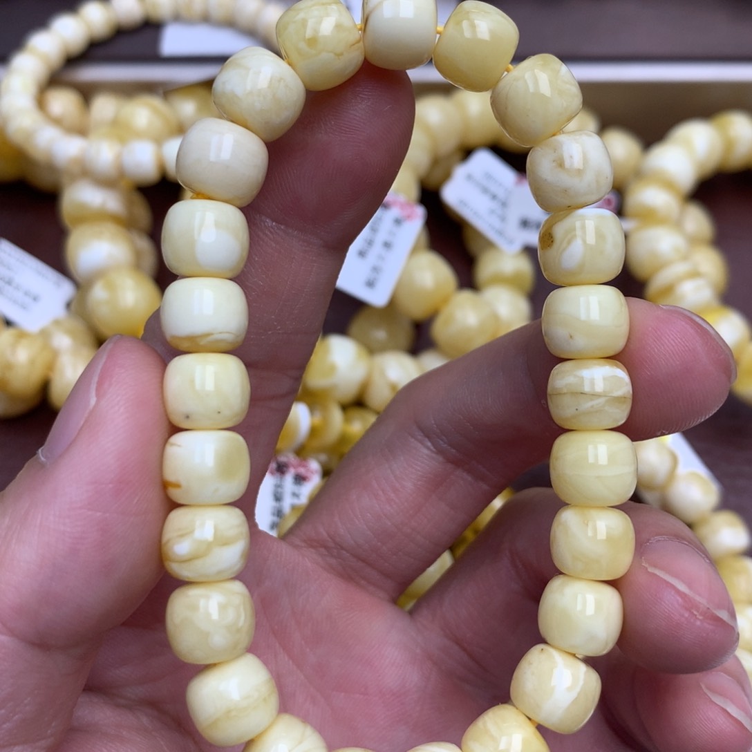 琥珀未镶嵌珠宝奇石2