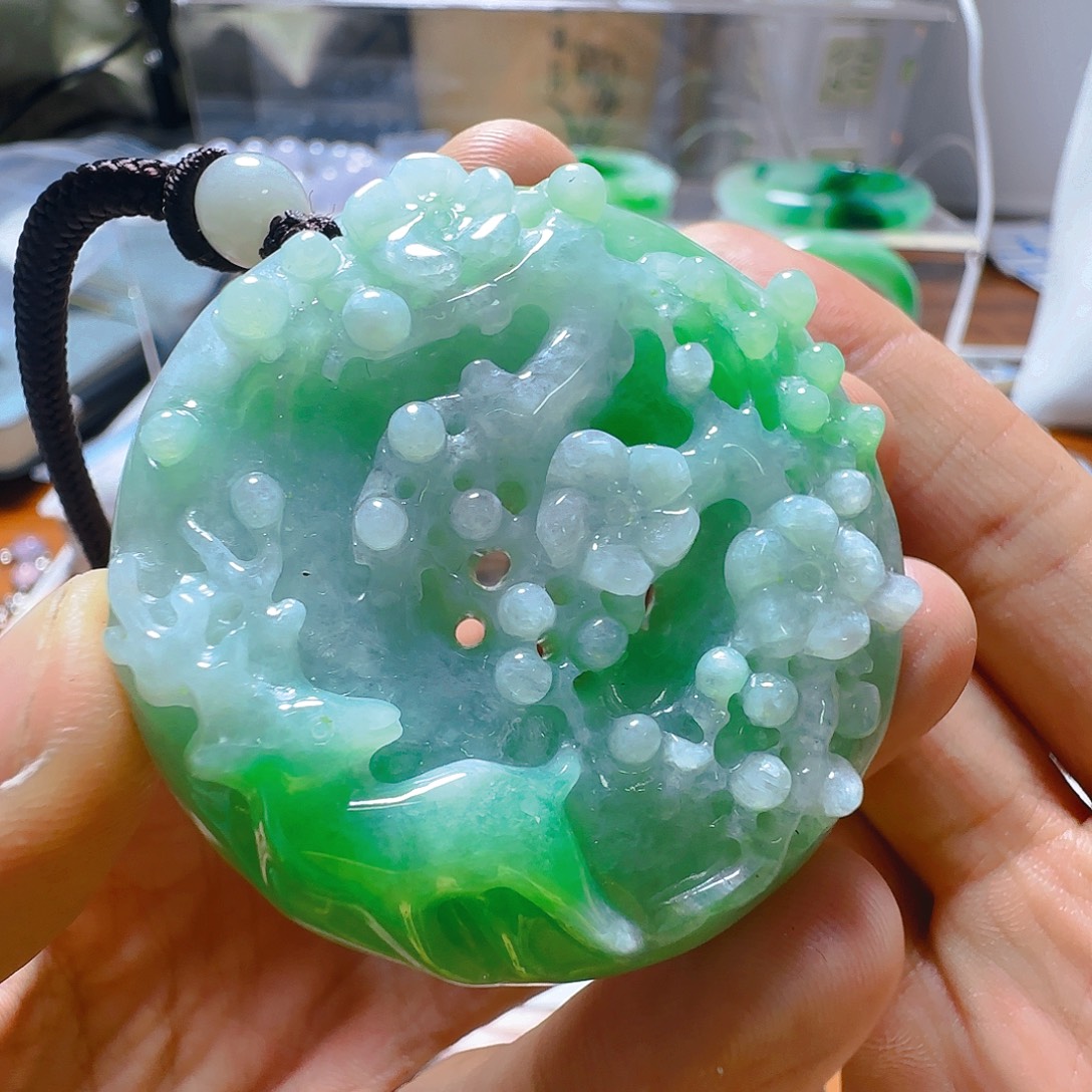 翡翠未镶嵌颈饰翡翠660