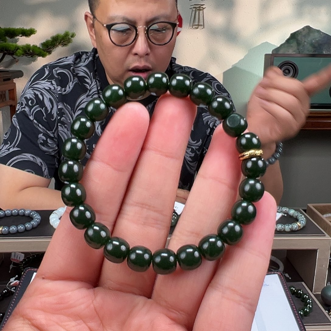 和田玉未镶嵌手链卡9mm碧玉