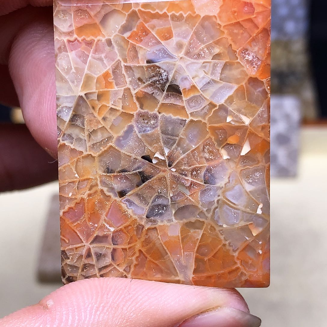 硅化玉珠宝奇石合金花***?