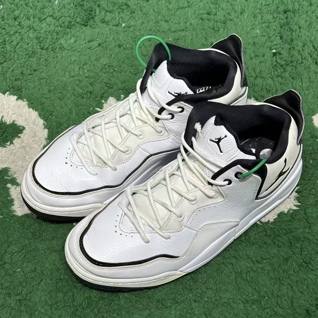 43码/ Air Jordan 23 黑白 ar1000