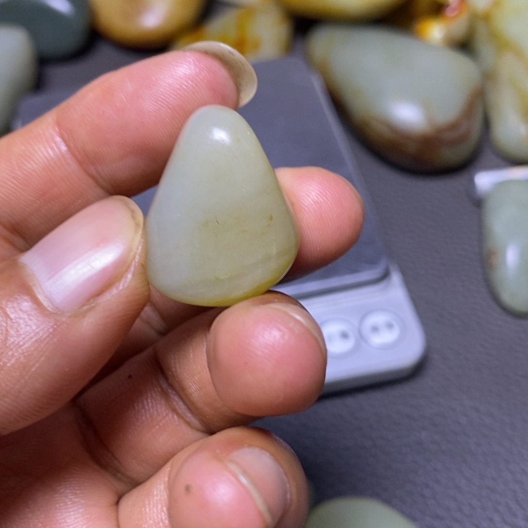 未镶嵌和田玉挂件