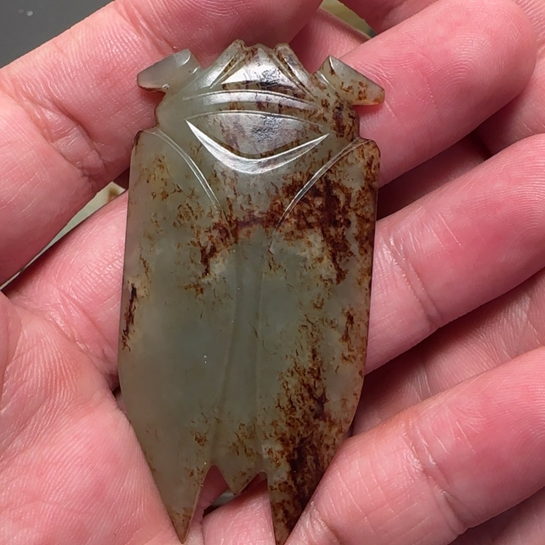 和田玉把件未镶嵌胭**客