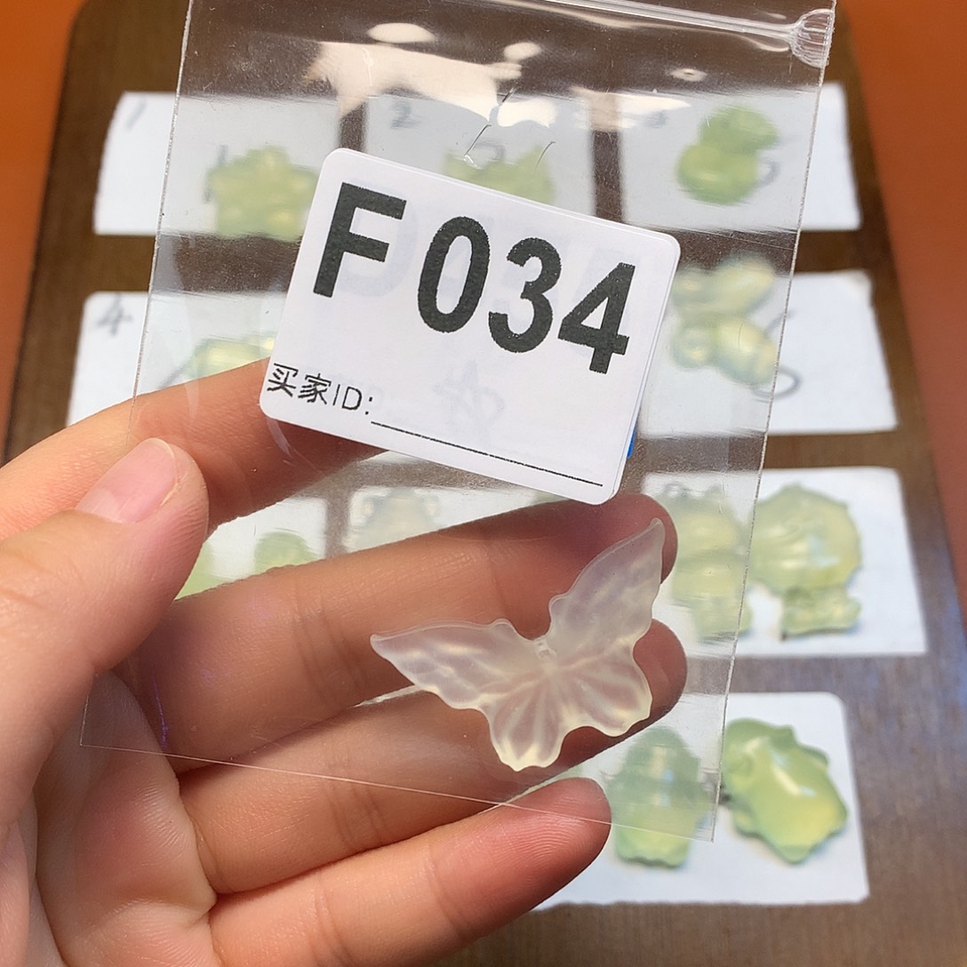 尼***克蛇纹石玉未镶嵌颈饰