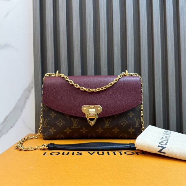 包包/路易威登/99新/250129QR0010