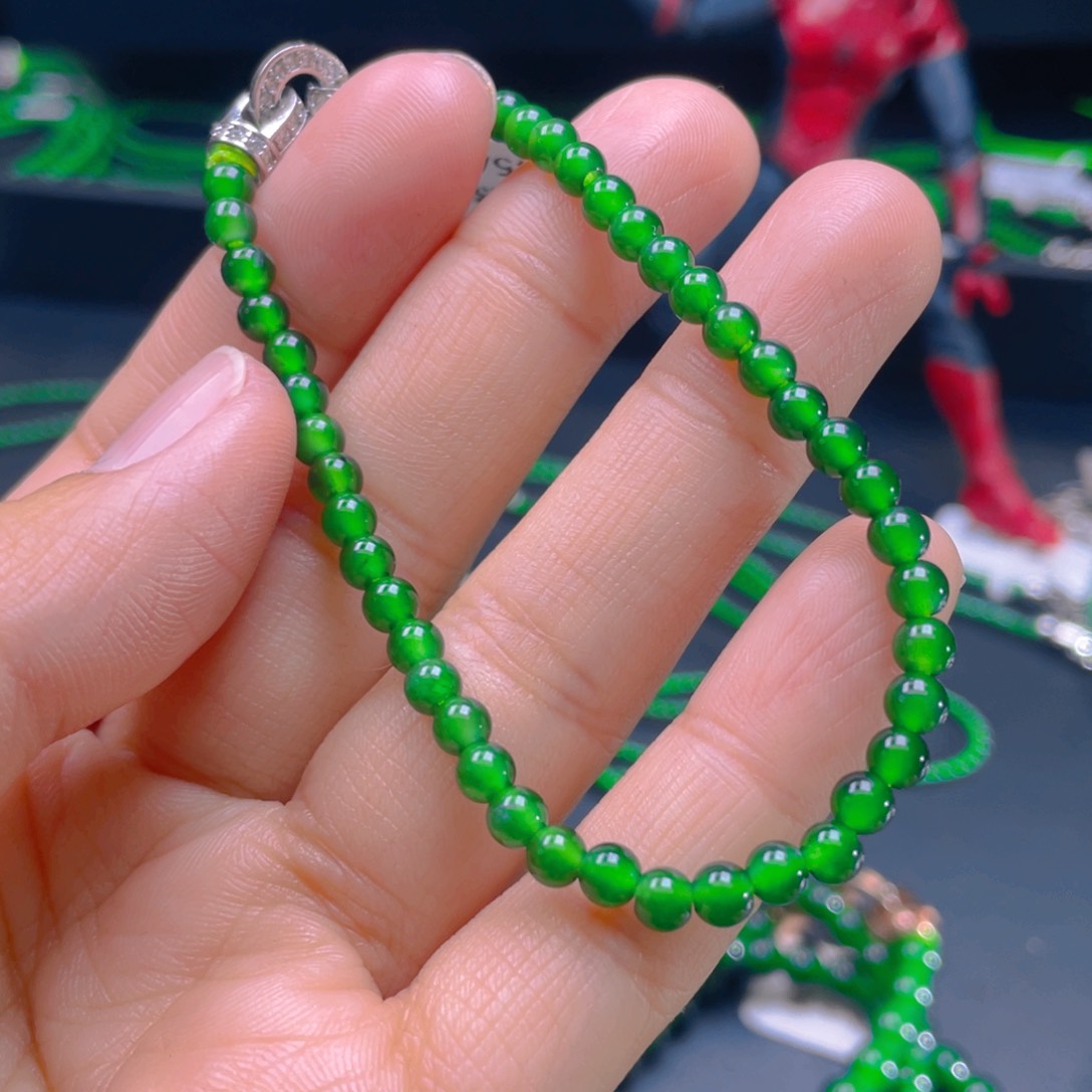 翡翠颈饰未镶嵌，1