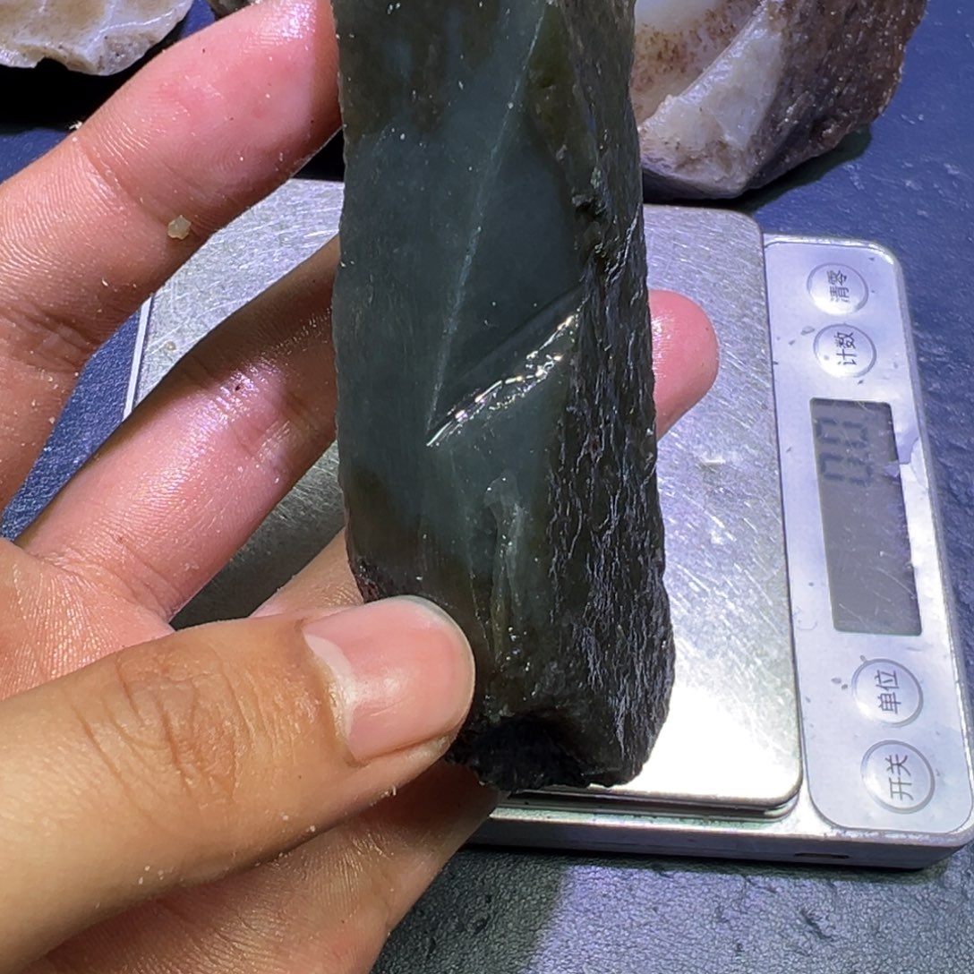 和田玉（糖玉）未镶嵌珠宝半成品