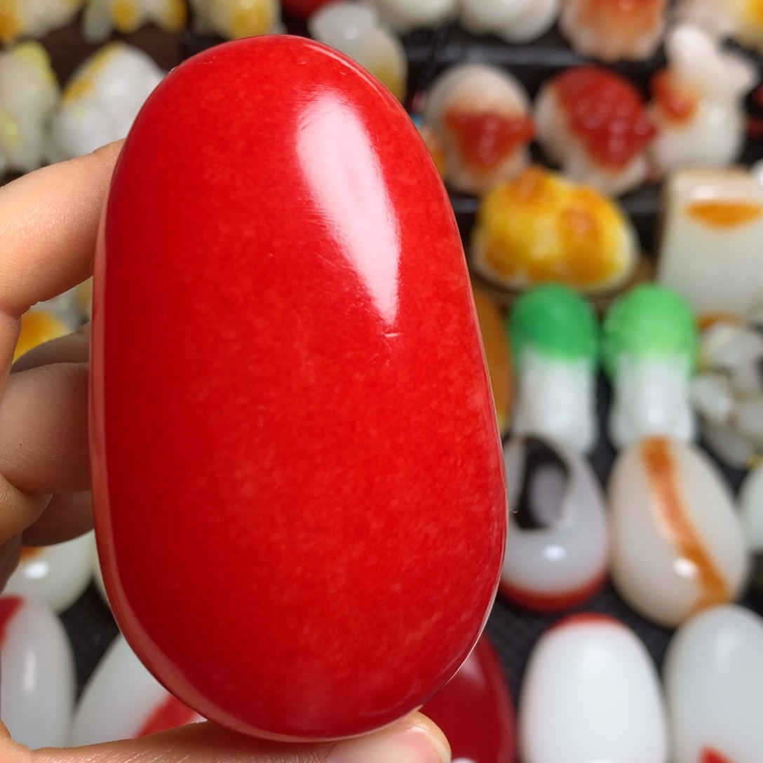 新疆戈壁石五彩石