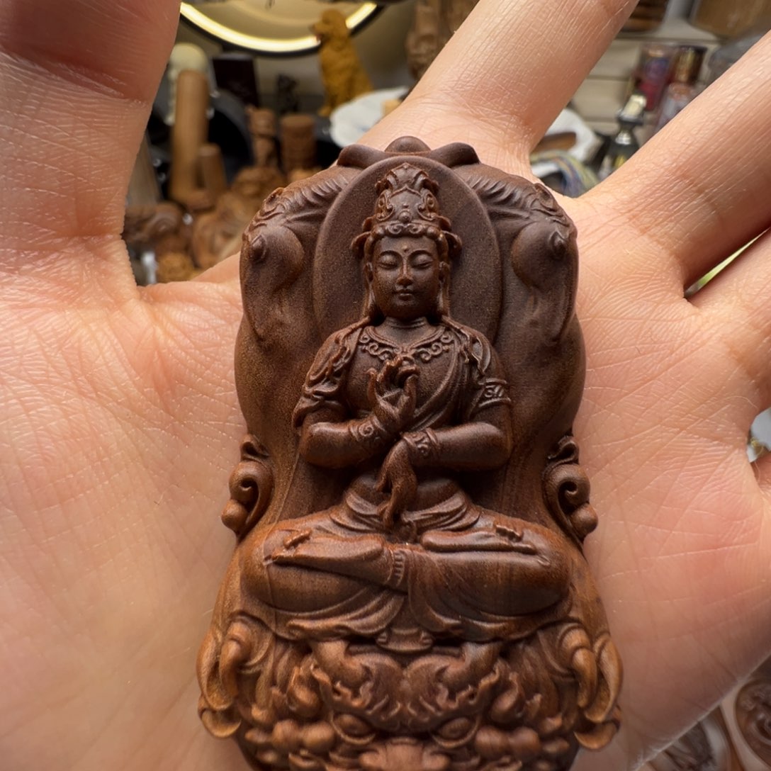 檀香木玉龙观音老山檀