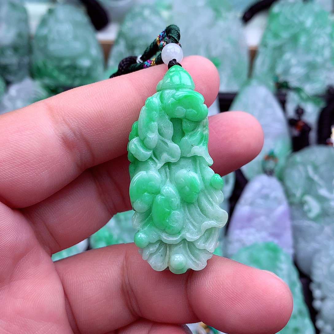 翡翠吊坠(不含链)未镶嵌