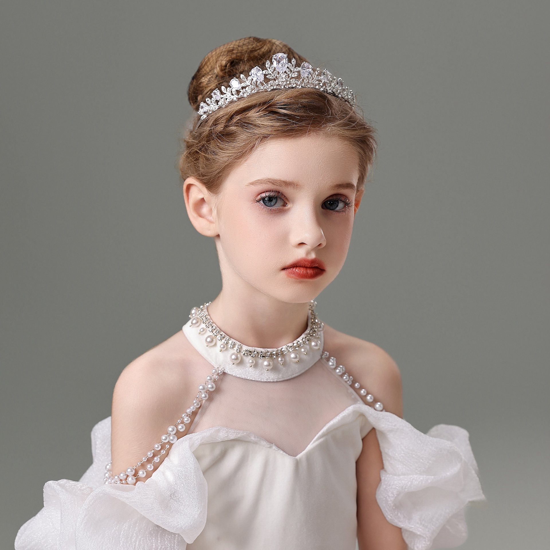 儿童发饰皇冠水晶发饰女童生日小主持人花童公主裙演出服王冠头饰