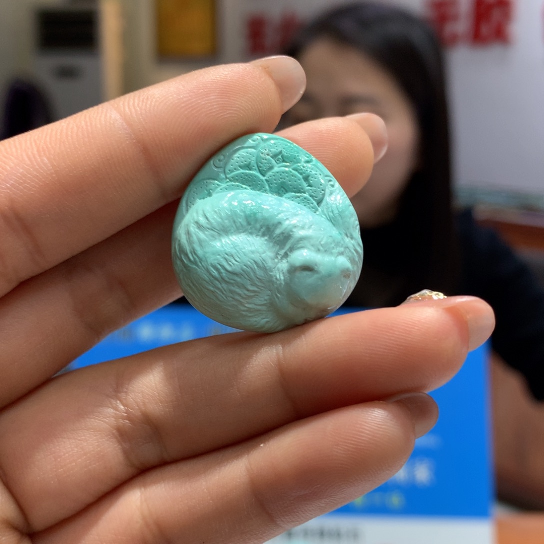 绿松石配饰未镶嵌