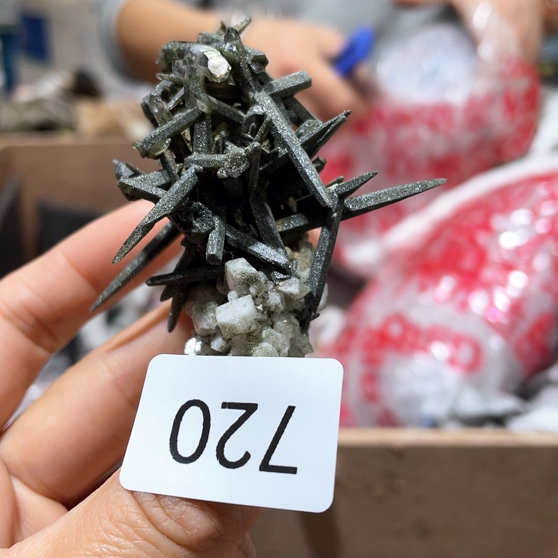 水晶摆件…..未镶嵌