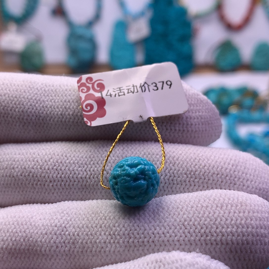 绿松石未镶嵌雕刻10mm