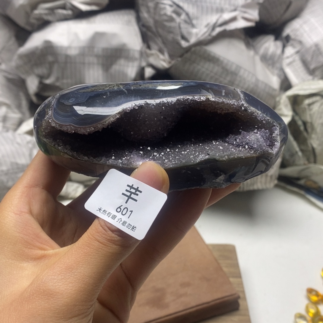 未镶嵌水晶珠宝半成品