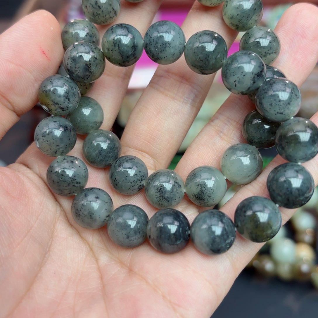 和田玉手链拍一发一多样性未镶嵌