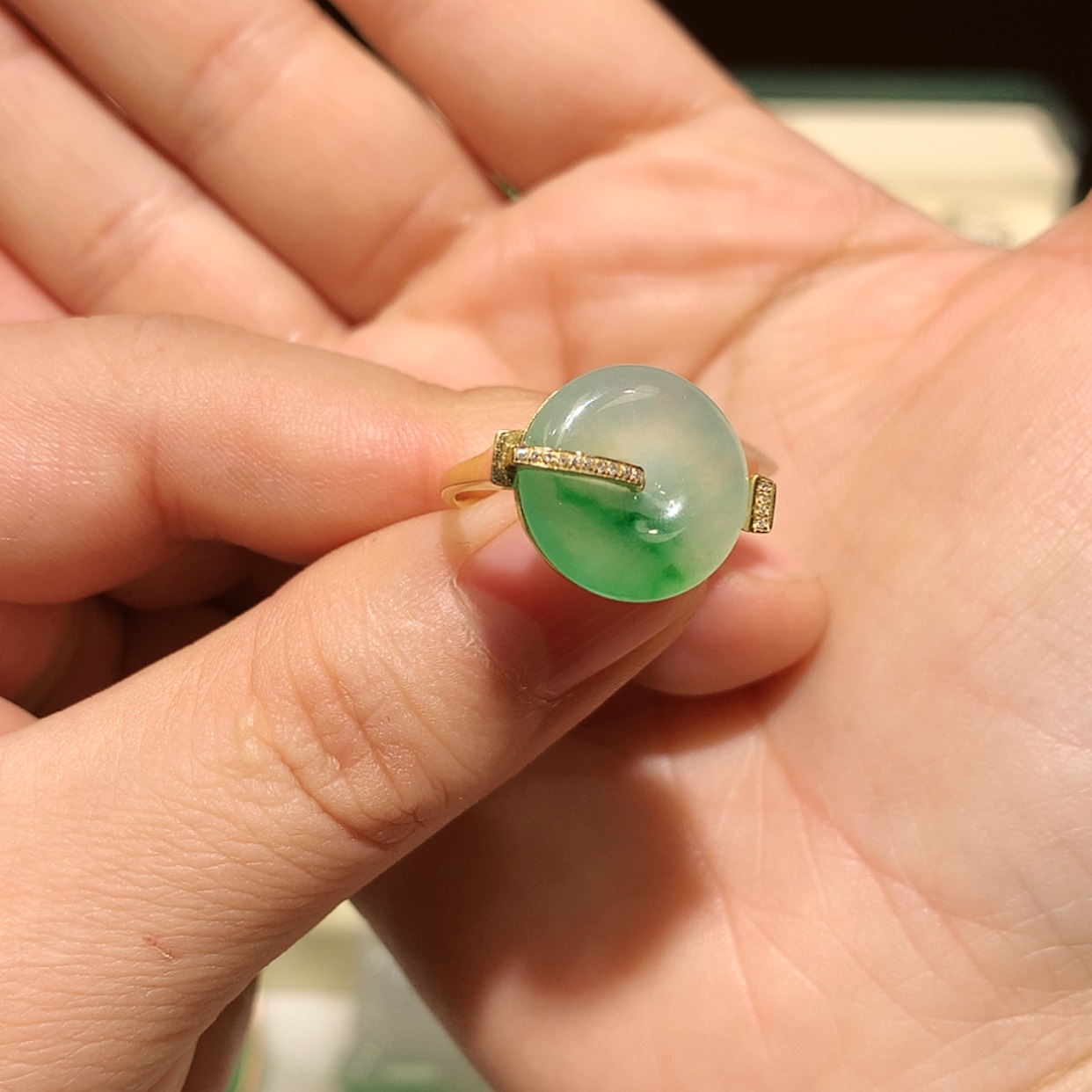 【闪购商品】翡翠戒指18K金镶嵌尔*缅甸A货