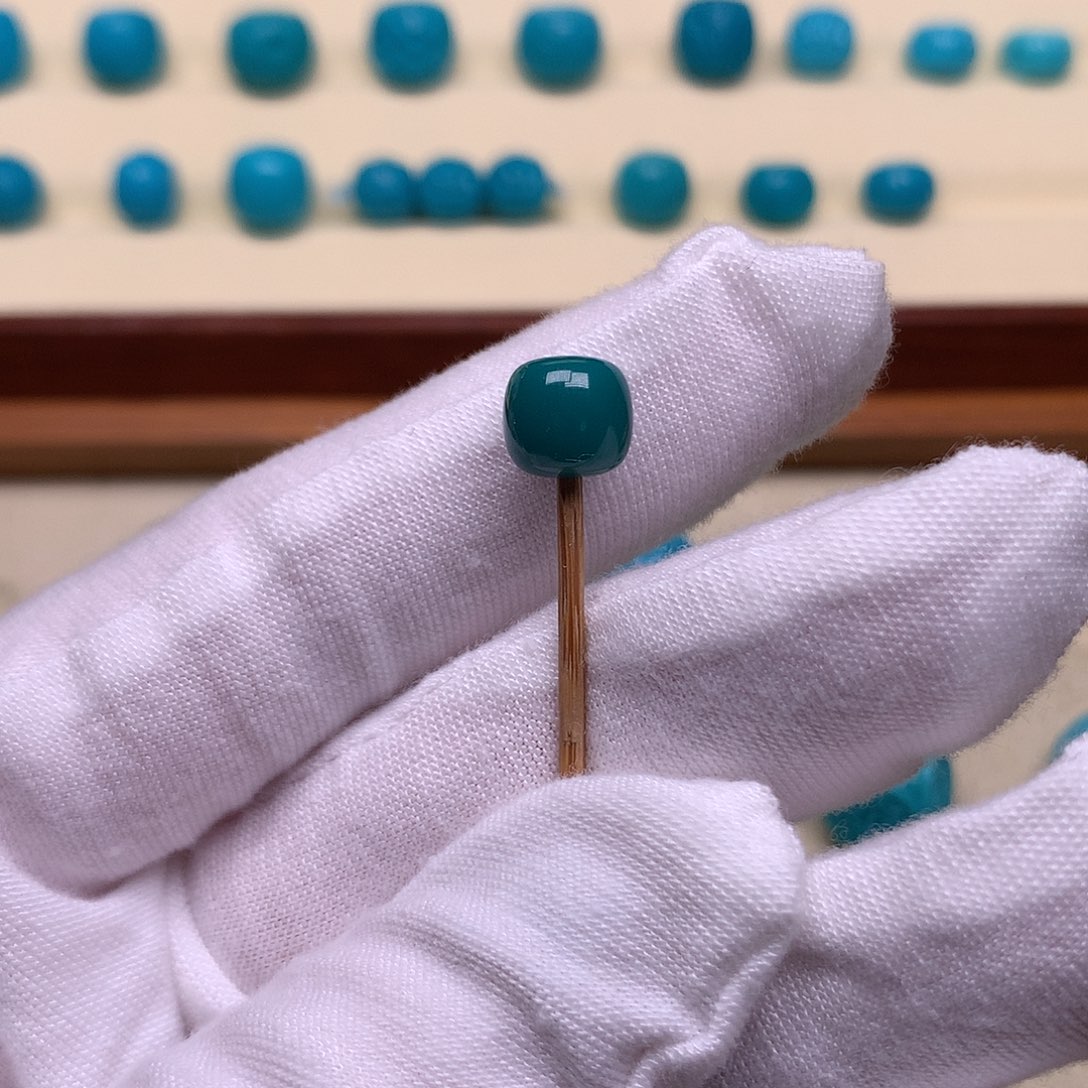 绿松石未镶嵌天然原矿绿松石老型7.8