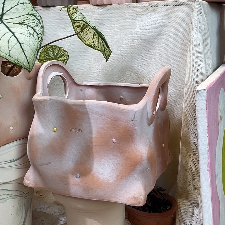 18×21×19花盆一个，，，，，