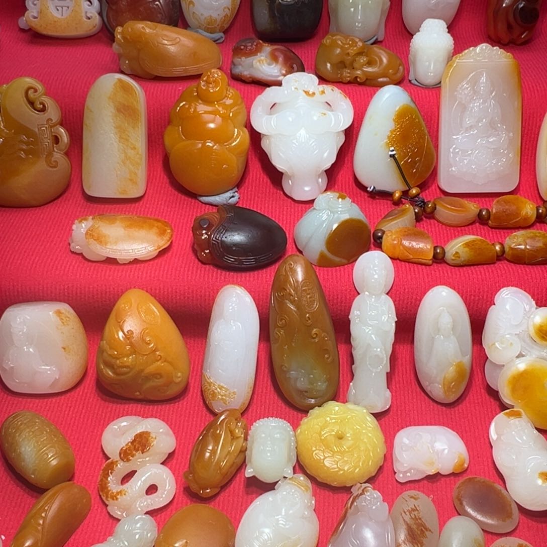 和田玉挂件未镶嵌