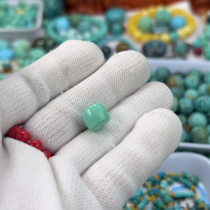 涛***哥南红玛瑙未镶嵌手链绿松石