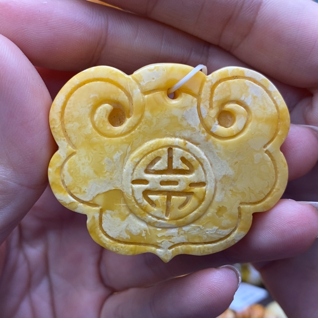 琥珀手链未镶嵌如意