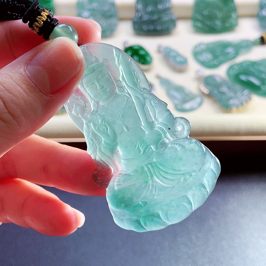 【闪购商品】翡翠未镶嵌颈饰天然