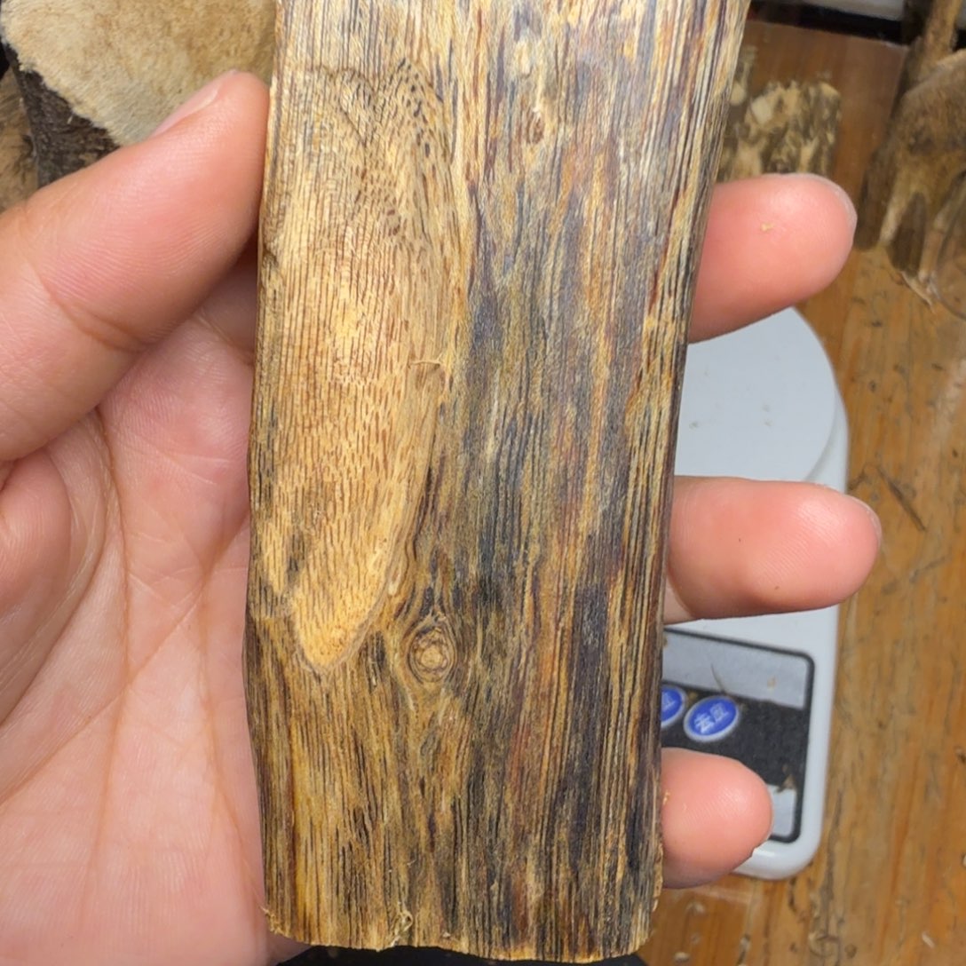 沉香块料沉香块料