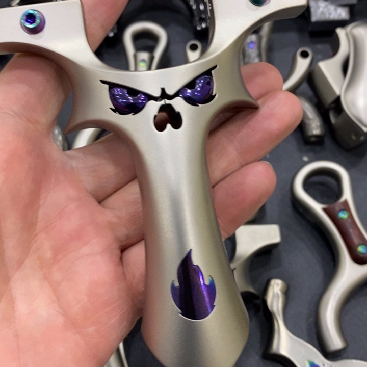 南***。90-25钛合金闪电纹恶魔龙齿千发