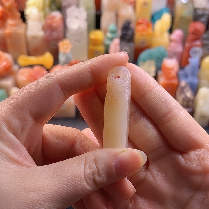 老挝石印石柒****）手工定制1.2厘米，梅花