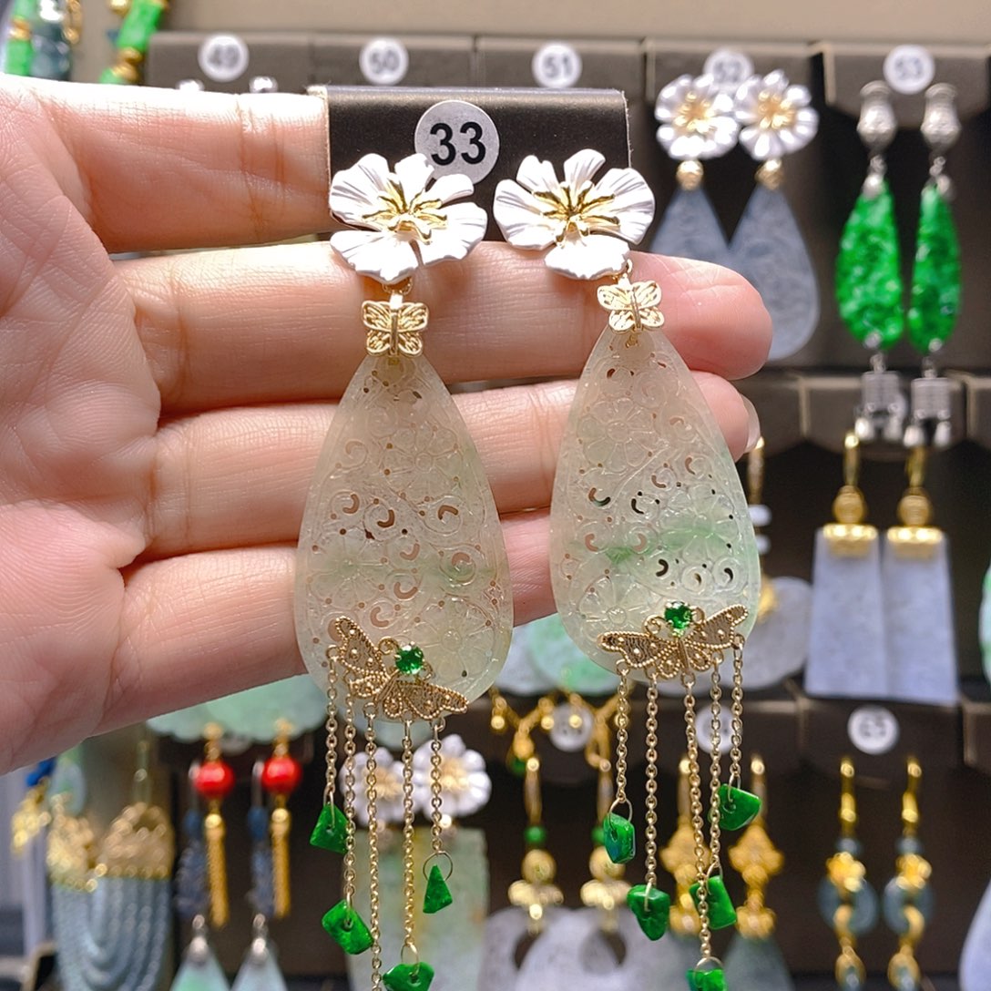 未镶嵌翡翠耳饰翡翠