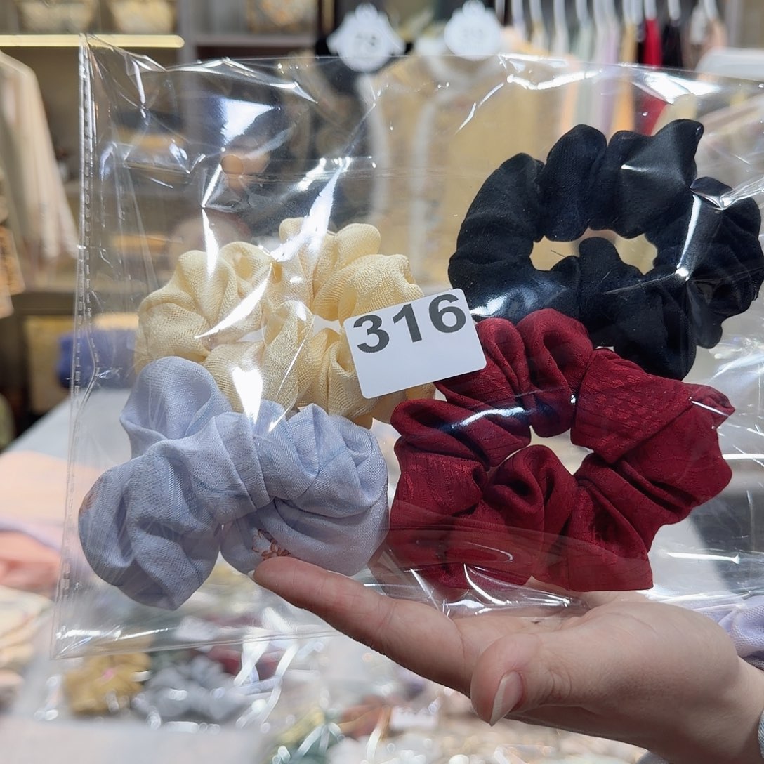 用***5非遗传承人和文化遗产保护者的