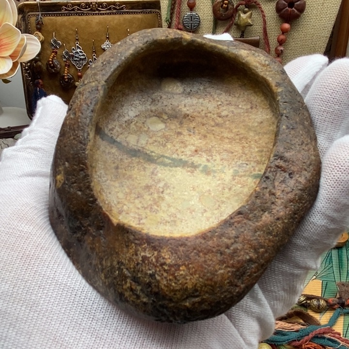 未镶嵌岫岩河磨玉（透闪石质玉）挂件