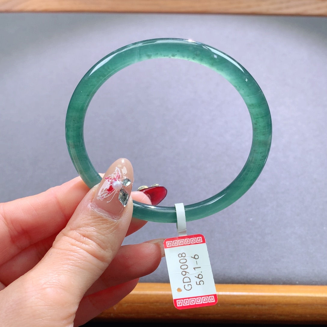 翡翠手镯未镶嵌天然翡翠手镯叮当镯