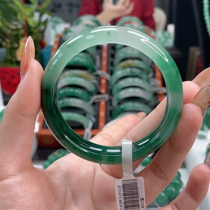 石英质玉手镯未镶嵌天然A货非洲翠手镯