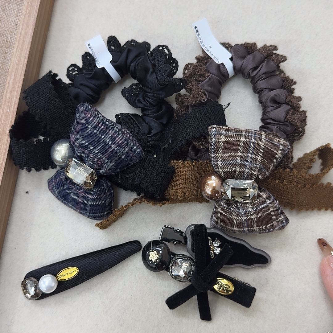 皮质铁合金夹子92