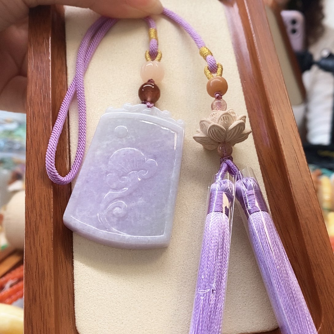 翡翠颈饰未镶嵌翡翠挂件