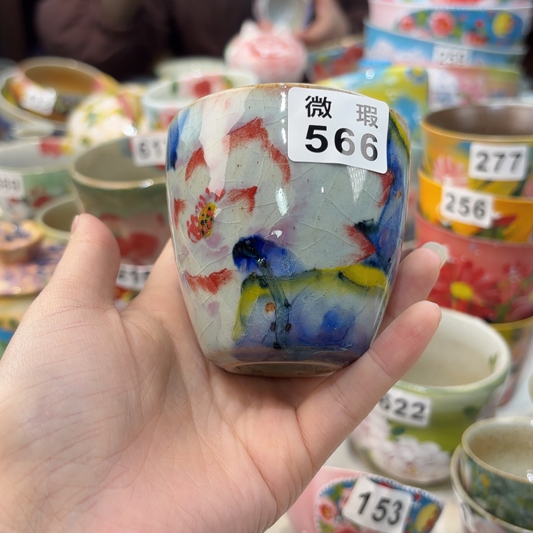 瓷片兔兔。。兔兔好帅