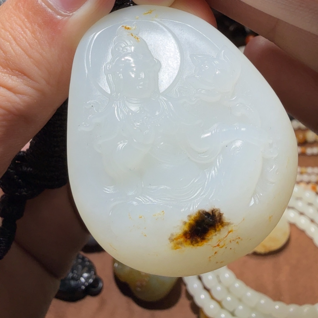 大***熊和田玉未镶嵌笔搁